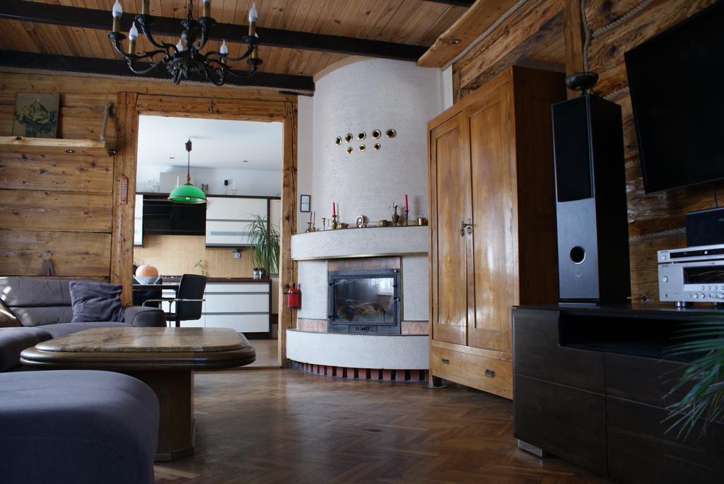 Apartament U Doroty Sanok Rom bilde